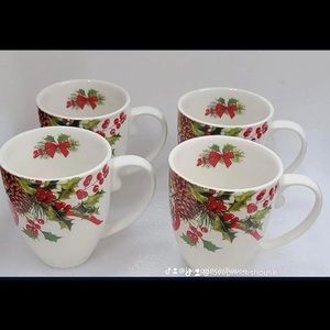 Set de 4 platos y 4 tazas de navidad de princesshouse